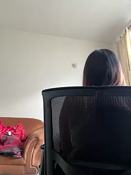 Snapshot of Dahian_XXX chatting on 6, 1, 2025 Dahian XXX online show from 6, 1, 2025