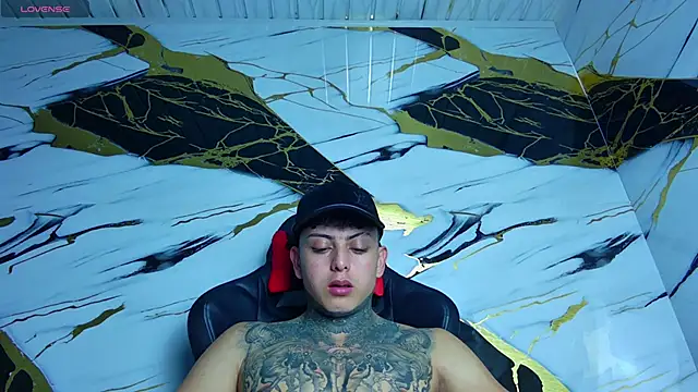 Kevin22 222 online show from 2, 3, 2025