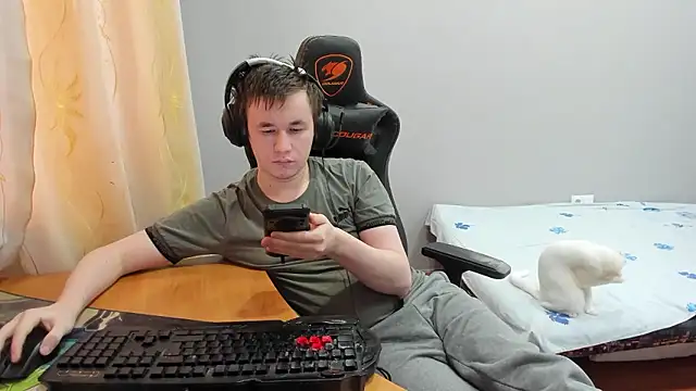 iliaskrislove online show from 6, 1, 2026