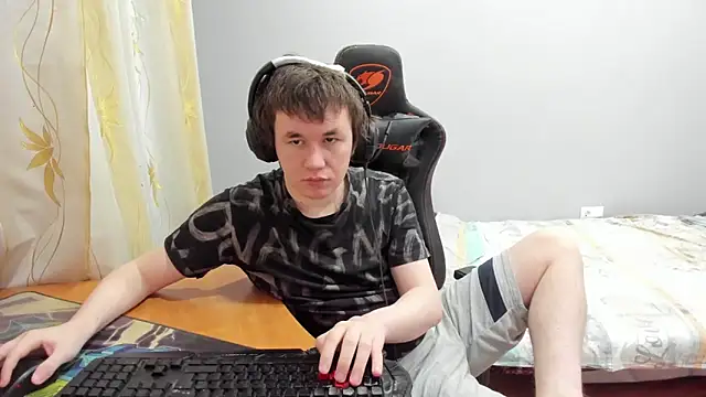 iliaskrislove online show from 7, 2, 2026