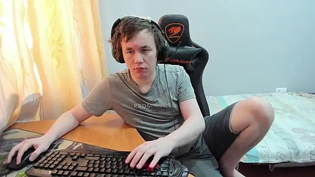 iliaskrislove online show from 13, 2, 2026