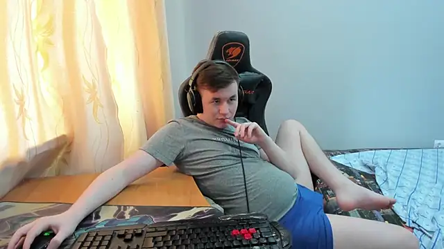 iliaskrislove online show from 2, 5, 2026