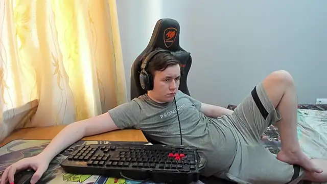 iliaskrislove online show from 25, 6, 2026