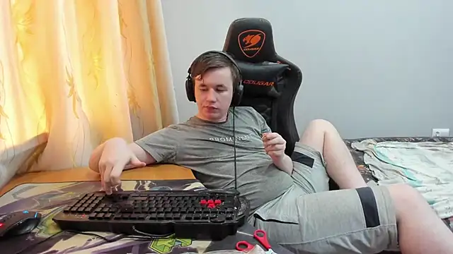 iliaskrislove online show from 27, 6, 2026