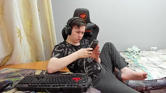 iliaskrislove online show from 1, 7, 2026