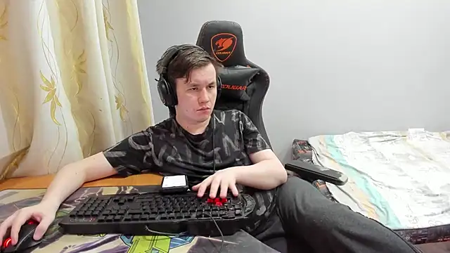 iliaskrislove online show from 4, 7, 2026