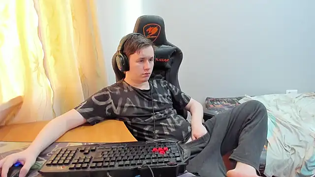 iliaskrislove online show from 6, 7, 2026