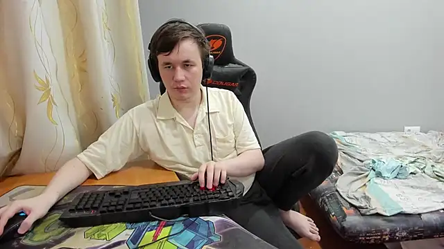 iliaskrislove online show from 7, 7, 2026