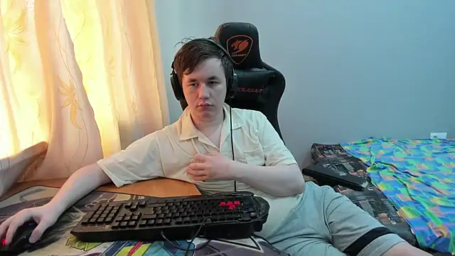 iliaskrislove online show from 15, 7, 2026