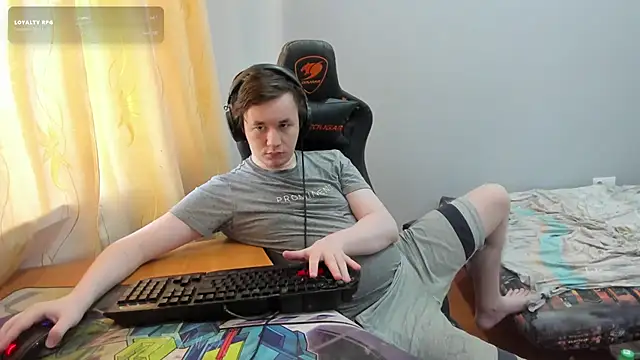 iliaskrislove online show from 31, 7, 2026