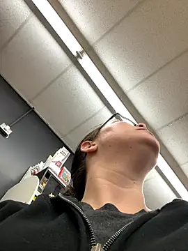 FreakNastyLacie online show from 15, 11, 2025