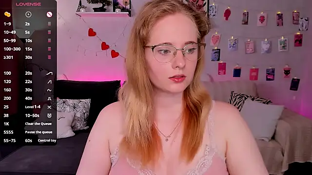 Aemilia  online show from 7, 8, 2026