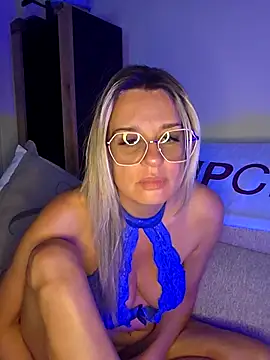 Snapshot of SpicyVicky chatting on 22, 4, 2026 SpicyVicky online show from 22, 4, 2026