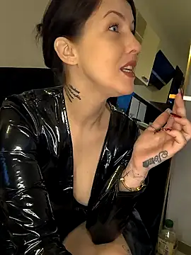 Linalicious online show from 26, 12, 2024