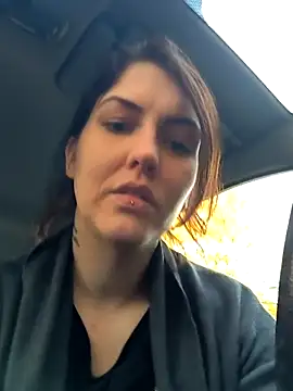 Linalicious online show from 5, 11, 2025