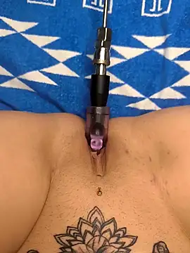 Linalicious online show from 5, 5, 2026