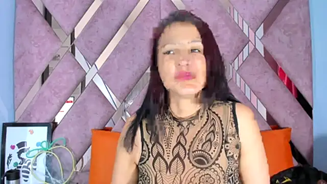 Mulan sexy01 online show from 7, 5, 2026