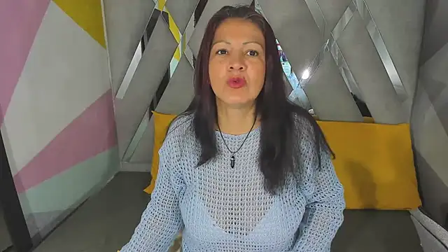 Snapshot of Mulan_sexy01 chatting on 15, 5, 2026 Mulan sexy01 online show from 15, 5, 2026