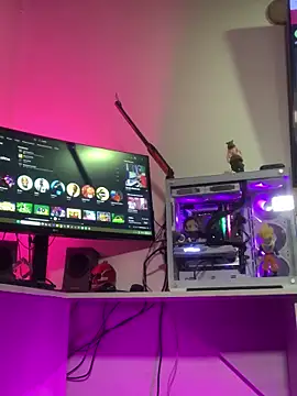 Snapshot of samantha_evans2 chatting on 3, 1, 2025 samantha evans2 online show from 3, 1, 2025