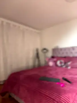 Snapshot of samantha_evans2 chatting on 22, 9, 2025 samantha evans2 online show from 22, 9, 2025