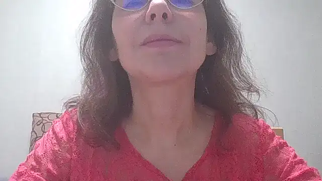 HollyJewel online show from 1, 1, 2025