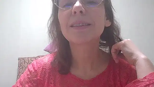 HollyJewel online show from 3, 1, 2025