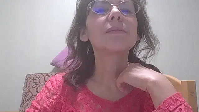 HollyJewel online show from 17, 1, 2025