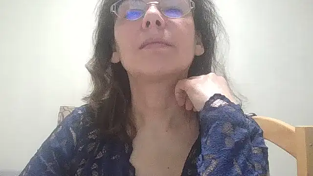 HollyJewel online show from 10, 3, 2026