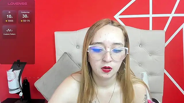 Liaroberts1 online show from 30, 12, 2024