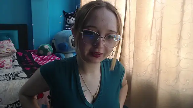 Liaroberts1 online show from 18, 3, 2025