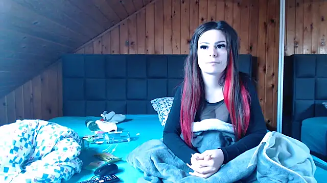 BoeseMoni1998 online show from 25, 2, 2025