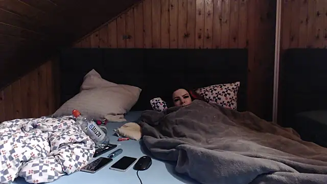 BoeseMoni1998 online show from 2, 3, 2025