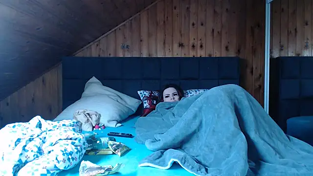 BoeseMoni1998 online show from 3, 3, 2025