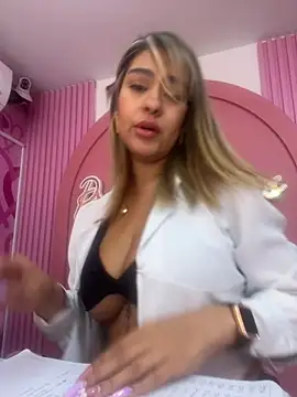 JoannaStanford online show from 12, 9, 2025