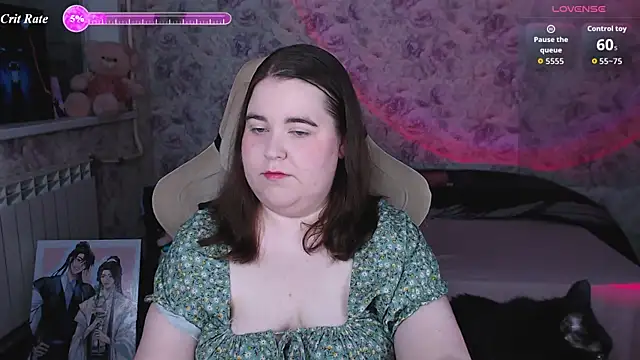 Estelle Hicks online show from 11, 7, 2026