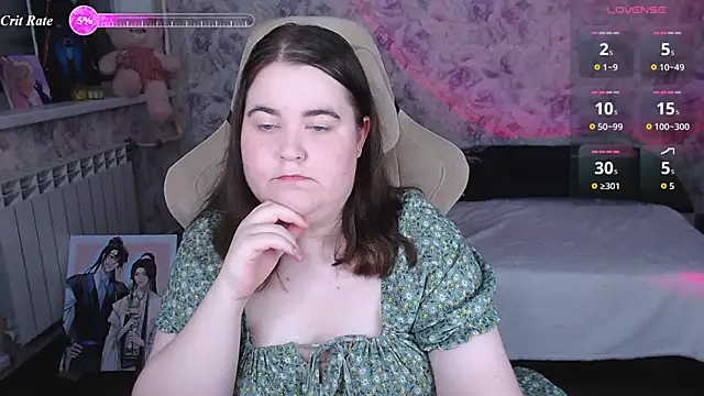 Estelle Hicks online show from 29, 7, 2026