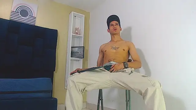 Jhonn Rhyss online show from 12, 1, 2025