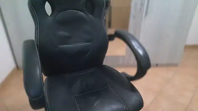 Snapshot of cocco1980xxxx chatting on 18, 11, 2025 cocco1980xxxx online show from 18, 11, 2025