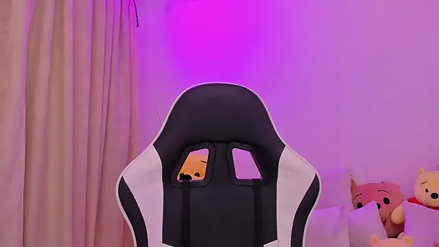 shanel taylor online show from 4, 12, 2025