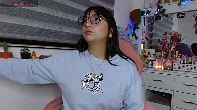 Littlerouse  online show from 10, 1, 2025