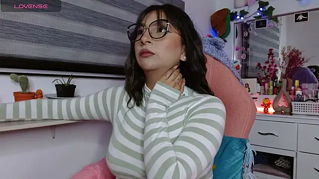 Littlerouse  online show from 25, 1, 2025