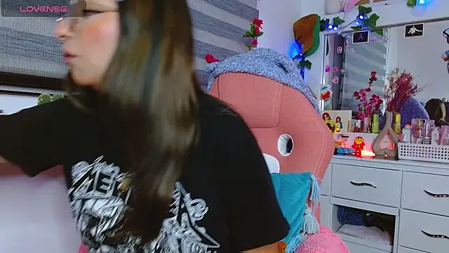 Littlerouse  online show from 1, 2, 2025