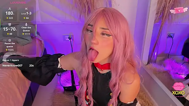 miia  baker online show from 5, 11, 2025