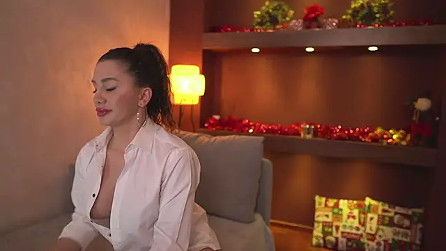 Snapshot of JustinneJade chatting on 29, 12, 2024 JustinneJade online show from 29, 12, 2024