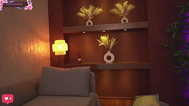 Snapshot of JustinneJade chatting on 11, 3, 2025 JustinneJade online show from 11, 3, 2025