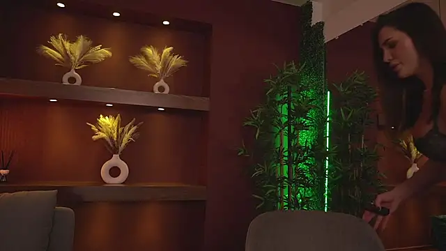 Snapshot of JustinneJade chatting on 21, 3, 2025 JustinneJade online show from 21, 3, 2025