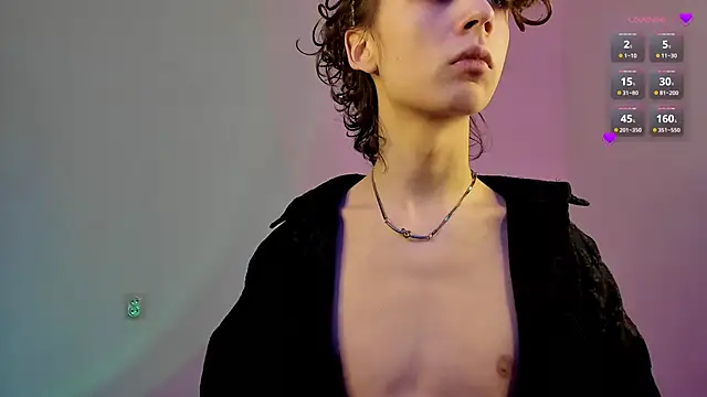 Vampirella GS online show from 3, 2, 2025