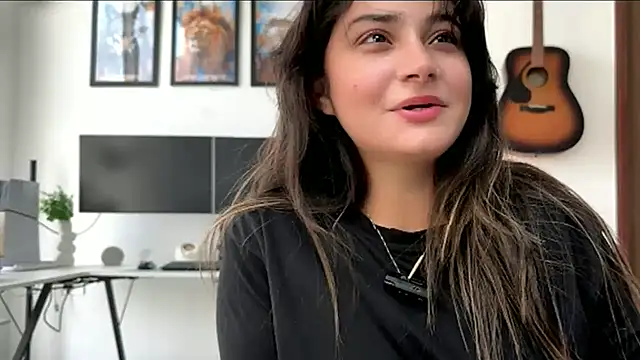 demieliss online show from 17, 5, 2026