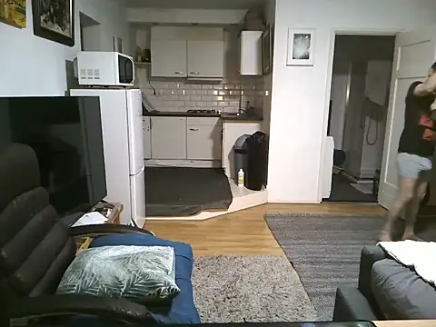 mihaimichael online show from 28, 9, 2025