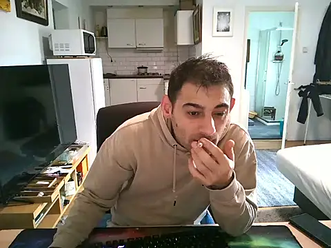 mihaimichael online show from 4, 10, 2025